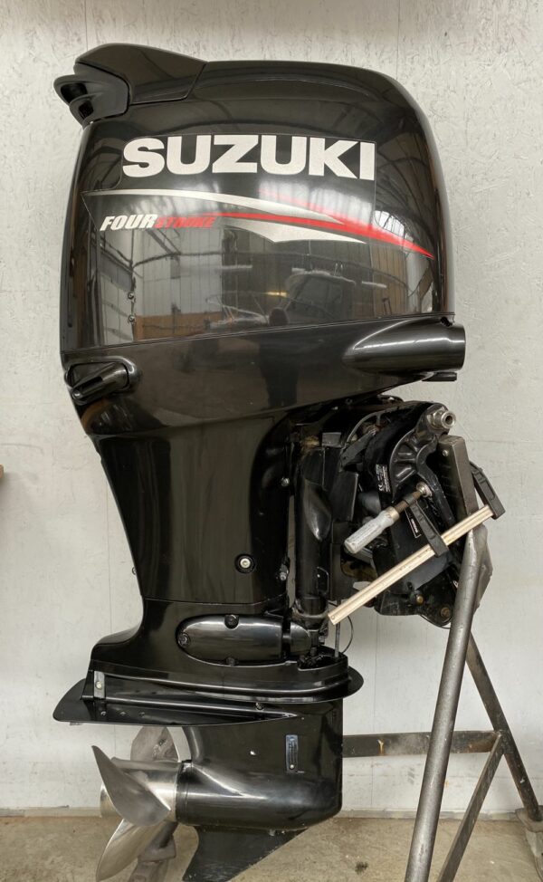Suzuki DF140 – Bild 4