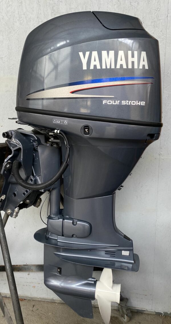 Yamaha F60 – Bild 6