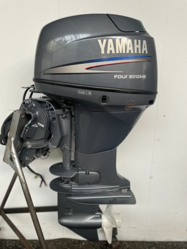 Yamaha F40 – Bild 2
