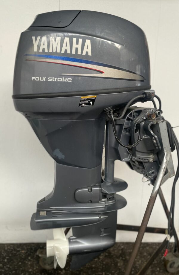 Yamaha F40 – Bild 4