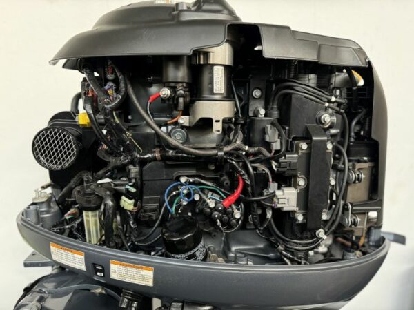 Yamaha F100LB – Bild 8